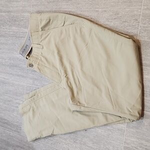 Under Armour golf pants